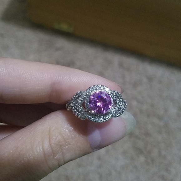 Pink ring - Picture 4 of 5
